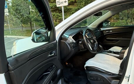 Cadillac SRX II рестайлинг, 2014 год, 1 900 000 рублей, 15 фотография