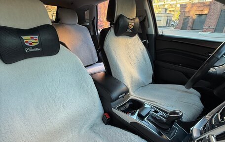 Cadillac SRX II рестайлинг, 2014 год, 1 900 000 рублей, 21 фотография