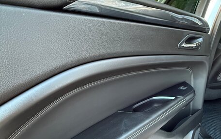 Cadillac SRX II рестайлинг, 2014 год, 1 900 000 рублей, 20 фотография