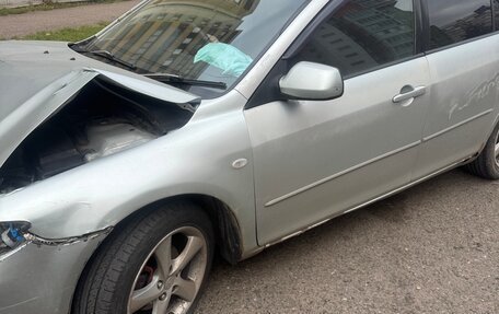 Mazda Atenza II, 2002 год, 170 000 рублей, 3 фотография