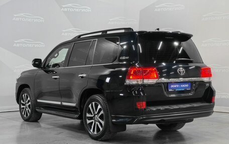 Toyota Land Cruiser 200, 2018 год, 6 750 000 рублей, 3 фотография
