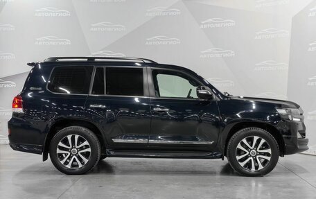 Toyota Land Cruiser 200, 2018 год, 6 750 000 рублей, 6 фотография