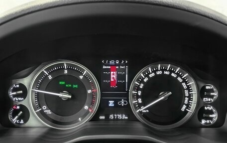 Toyota Land Cruiser 200, 2018 год, 6 750 000 рублей, 23 фотография