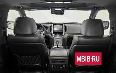 Toyota Land Cruiser 200, 2018 год, 6 750 000 рублей, 21 фотография