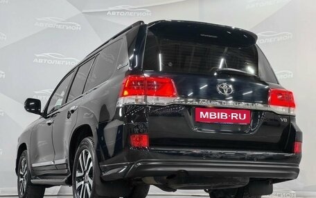 Toyota Land Cruiser 200, 2018 год, 6 750 000 рублей, 33 фотография