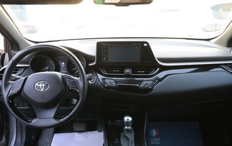 Toyota C-HR I рестайлинг, 2022 год, 2 300 548 рублей, 5 фотография
