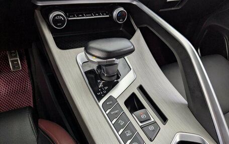Geely Coolray I, 2023 год, 1 700 000 рублей, 16 фотография