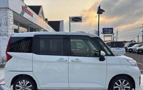 Toyota Roomy I, 2023 год, 810 001 рублей, 2 фотография
