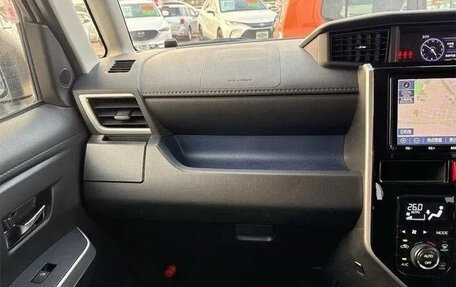 Toyota Roomy I, 2023 год, 810 001 рублей, 18 фотография