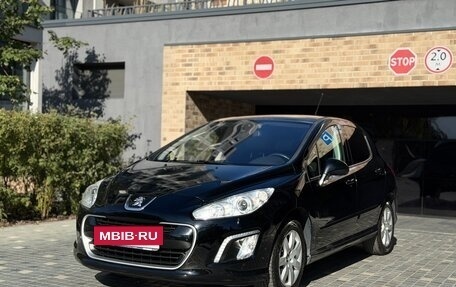 Peugeot 308 II, 2011 год, 850 000 рублей, 2 фотография