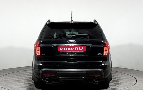 Ford Explorer VI, 2013 год, 1 150 000 рублей, 6 фотография