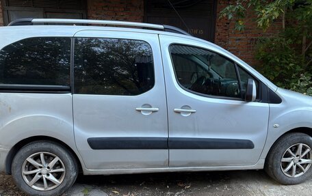 Peugeot Partner II рестайлинг 2, 2010 год, 450 000 рублей, 3 фотография