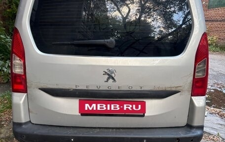 Peugeot Partner II рестайлинг 2, 2010 год, 450 000 рублей, 4 фотография
