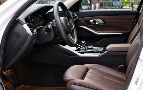 BMW 3 серия, 2022 год, 2 800 002 рублей, 26 фотография
