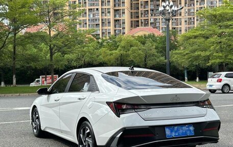 Hyundai Elantra, 2023 год, 1 577 700 рублей, 6 фотография