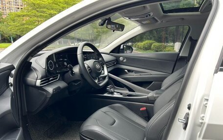 Hyundai Elantra, 2023 год, 1 577 700 рублей, 9 фотография