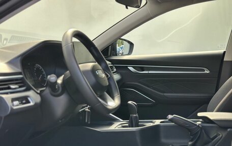 Geely Emgrand, 2023 год, 1 400 000 рублей, 10 фотография
