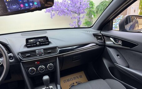 Mazda CX-4, 2022 год, 1 620 000 рублей, 15 фотография