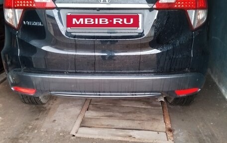 Honda Vezel, 2018 год, 1 850 000 рублей, 2 фотография