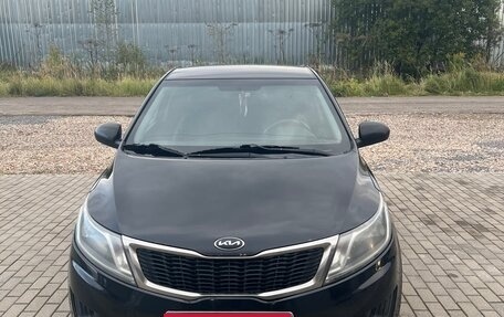 KIA Rio III рестайлинг, 2013 год, 650 000 рублей, 2 фотография