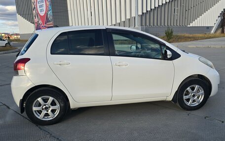 Toyota Vitz, 2010 год, 650 000 рублей, 4 фотография
