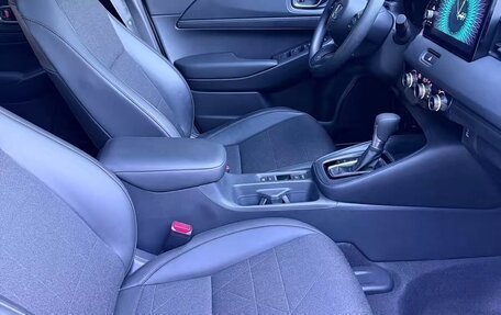 Honda Vezel, 2023 год, 1 869 000 рублей, 18 фотография