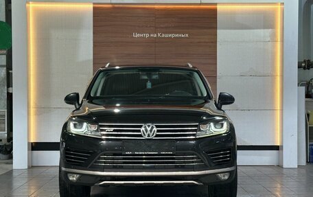 Volkswagen Touareg III, 2016 год, 2 499 990 рублей, 2 фотография