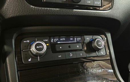 Volkswagen Touareg III, 2016 год, 2 499 990 рублей, 14 фотография