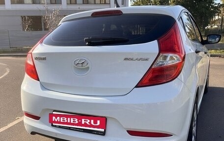 Hyundai Solaris II рестайлинг, 2014 год, 1 100 000 рублей, 3 фотография