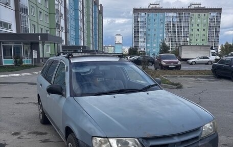 Nissan AD I, 1999 год, 130 000 рублей, 1 фотография