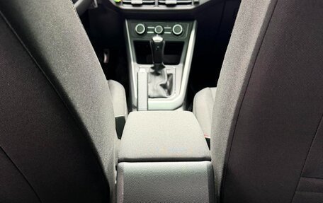 Volkswagen Polo, 2023 год, 1 080 000 рублей, 17 фотография