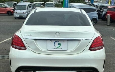 Mercedes-Benz C-Класс, 2018 год, 1 600 000 рублей, 6 фотография