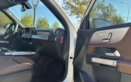 Mercedes-Benz GLB, 2021 год, 2 400 017 рублей, 6 фотография