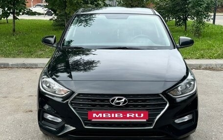 Hyundai Solaris II рестайлинг, 2017 год, 1 155 000 рублей, 2 фотография