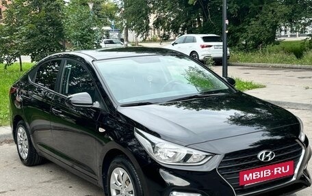 Hyundai Solaris II рестайлинг, 2017 год, 1 155 000 рублей, 3 фотография