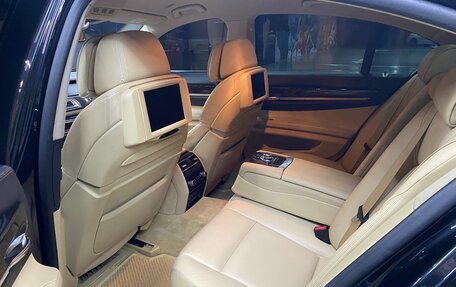 BMW 7 серия, 2011 год, 2 555 000 рублей, 14 фотография