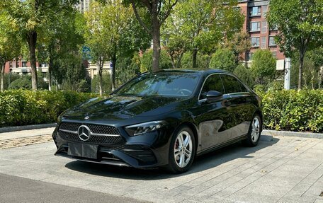 Mercedes-Benz A-Класс, 2023 год, 1 530 000 рублей, 3 фотография