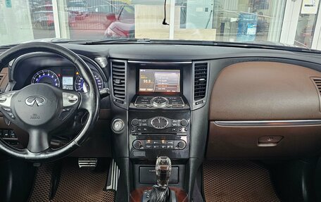 Infiniti FX II, 2013 год, 1 499 000 рублей, 7 фотография