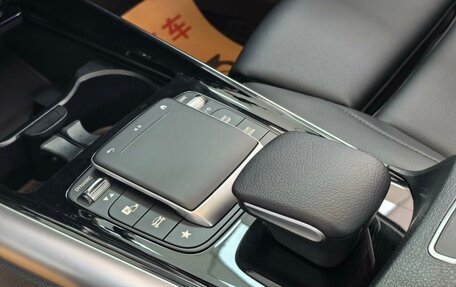Mercedes-Benz GLA, 2022 год, 1 980 000 рублей, 10 фотография