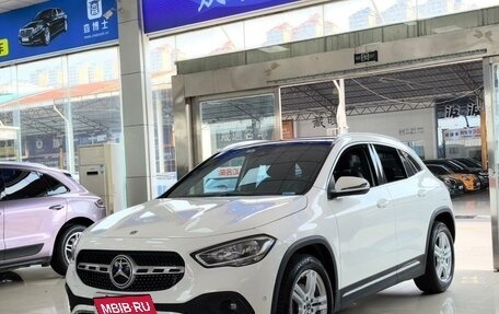 Mercedes-Benz GLA, 2022 год, 1 980 000 рублей, 3 фотография