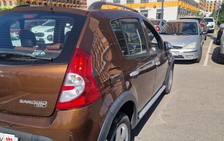 Renault Sandero I, 2013 год, 830 000 рублей, 4 фотография