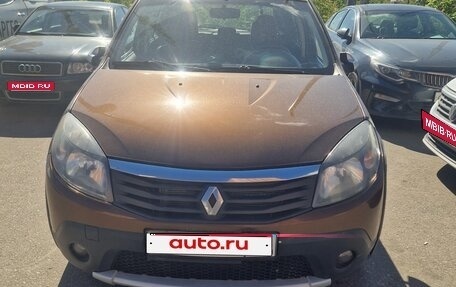 Renault Sandero I, 2013 год, 830 000 рублей, 1 фотография