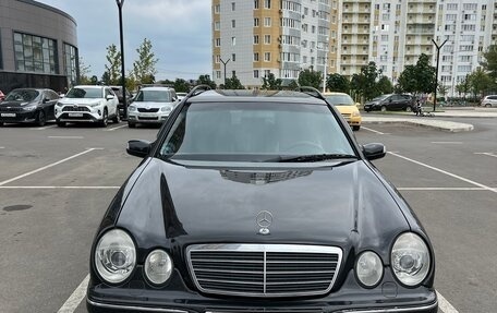Mercedes-Benz E-Класс, 2002 год, 750 000 рублей, 2 фотография