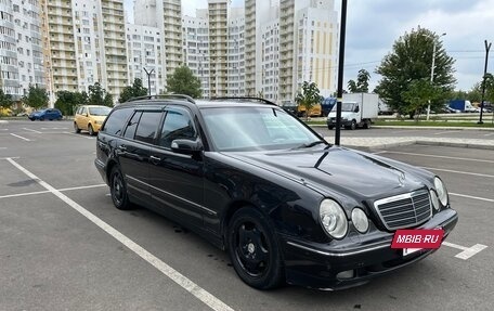 Mercedes-Benz E-Класс, 2002 год, 750 000 рублей, 3 фотография