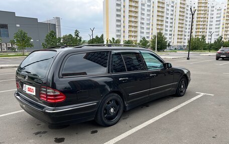 Mercedes-Benz E-Класс, 2002 год, 750 000 рублей, 4 фотография