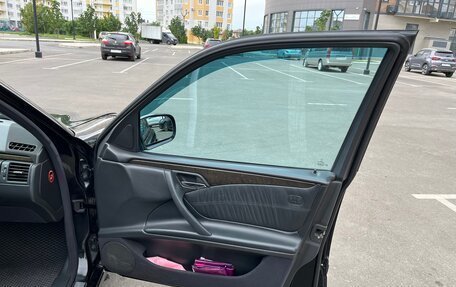 Mercedes-Benz E-Класс, 2002 год, 750 000 рублей, 10 фотография