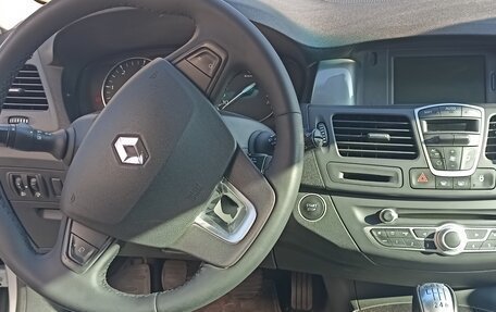 Renault Laguna III рестайлинг, 2010 год, 750 000 рублей, 8 фотография