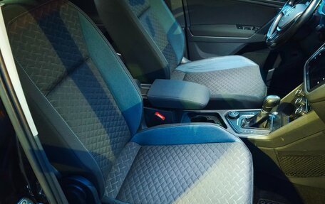 Volkswagen Tiguan II, 2019 год, 2 288 000 рублей, 11 фотография