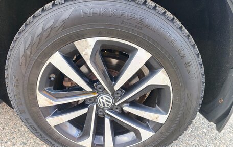 Volkswagen Tiguan II, 2019 год, 2 288 000 рублей, 17 фотография