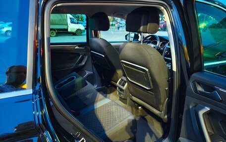 Volkswagen Tiguan II, 2019 год, 2 288 000 рублей, 12 фотография